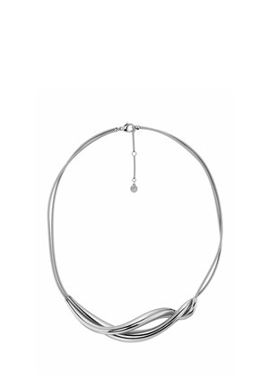 Collar de plata con dos tubos retorcidos sobre una cadena doble tipo serpiente y un cierre de langosta con una pequeña cadena extensible ajustable.