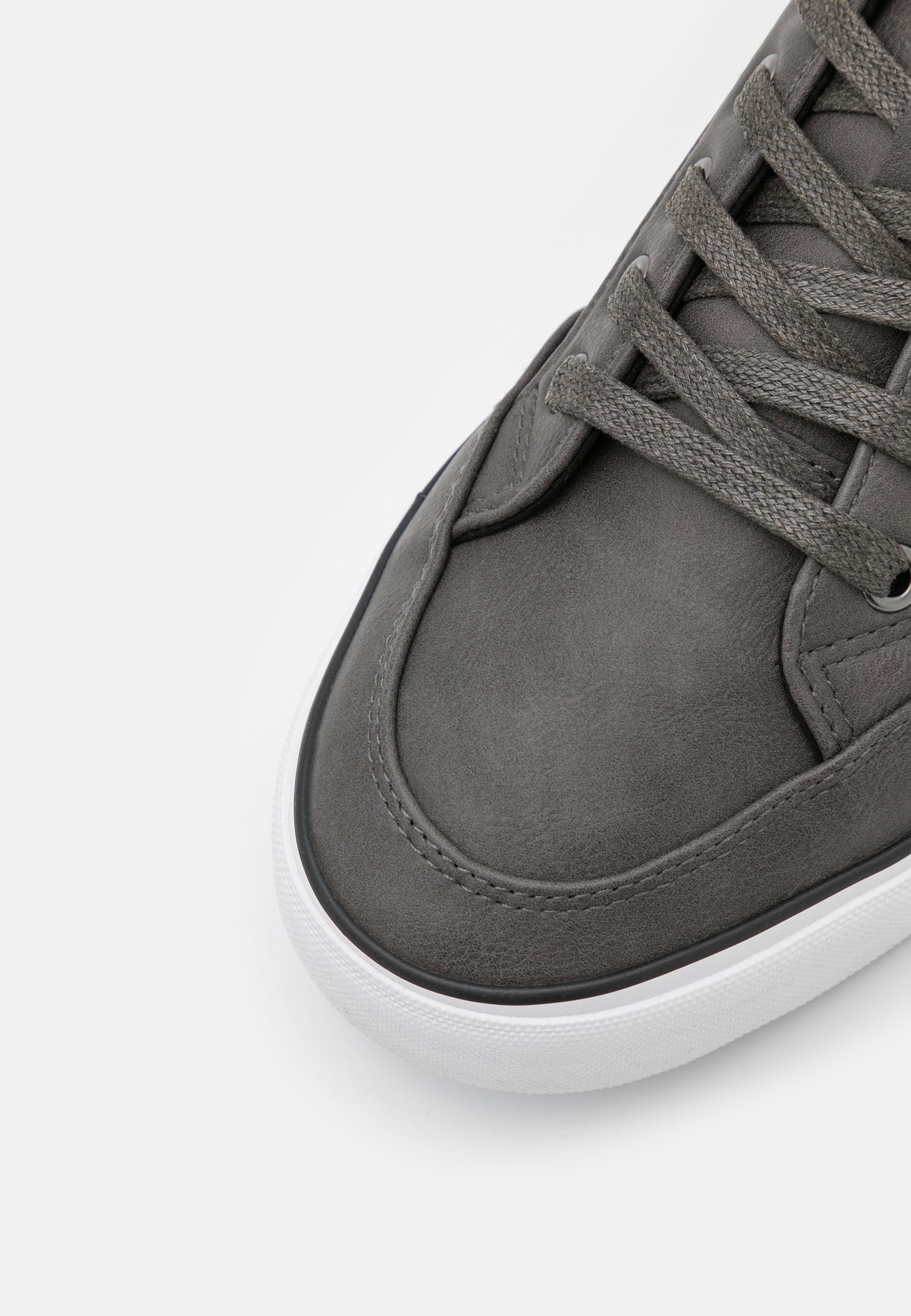 Men Trainers Men Trainers