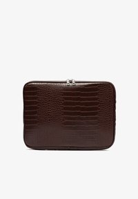 Unselected, brown