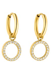 Goldene Creolen mit einem runden Anhänger, der mit klaren, runden Strasssteinen besetzt ist. Glatte Oberfläche, minimalistisches Design mit polierter Textur.