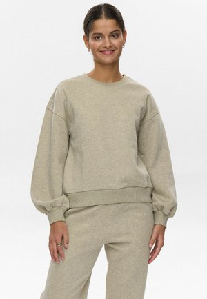 Helles graues, übergroßes Sweatshirt mit rundem Ausschnitt, gerippten Bündchen und Saum. Weiche Textur, Ballonärmel und minimalistische Designdetails.