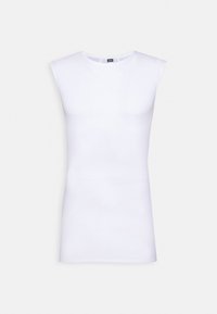 Vit ärmlös topp i mjukt tyg, med rund halsringning och en åtsittande silhuett. Inga synliga mönster eller accenter.