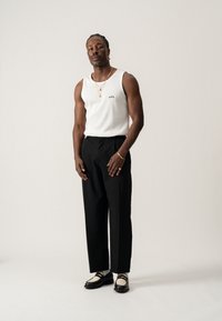 BLKVIS LOGO UNISEX - Top - white