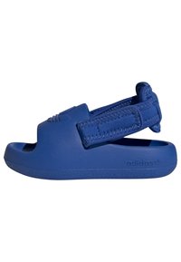 adidas Originals ADIFOM ADILETTE KIDS - Matalakantaiset pistokkaat - blueblueblue