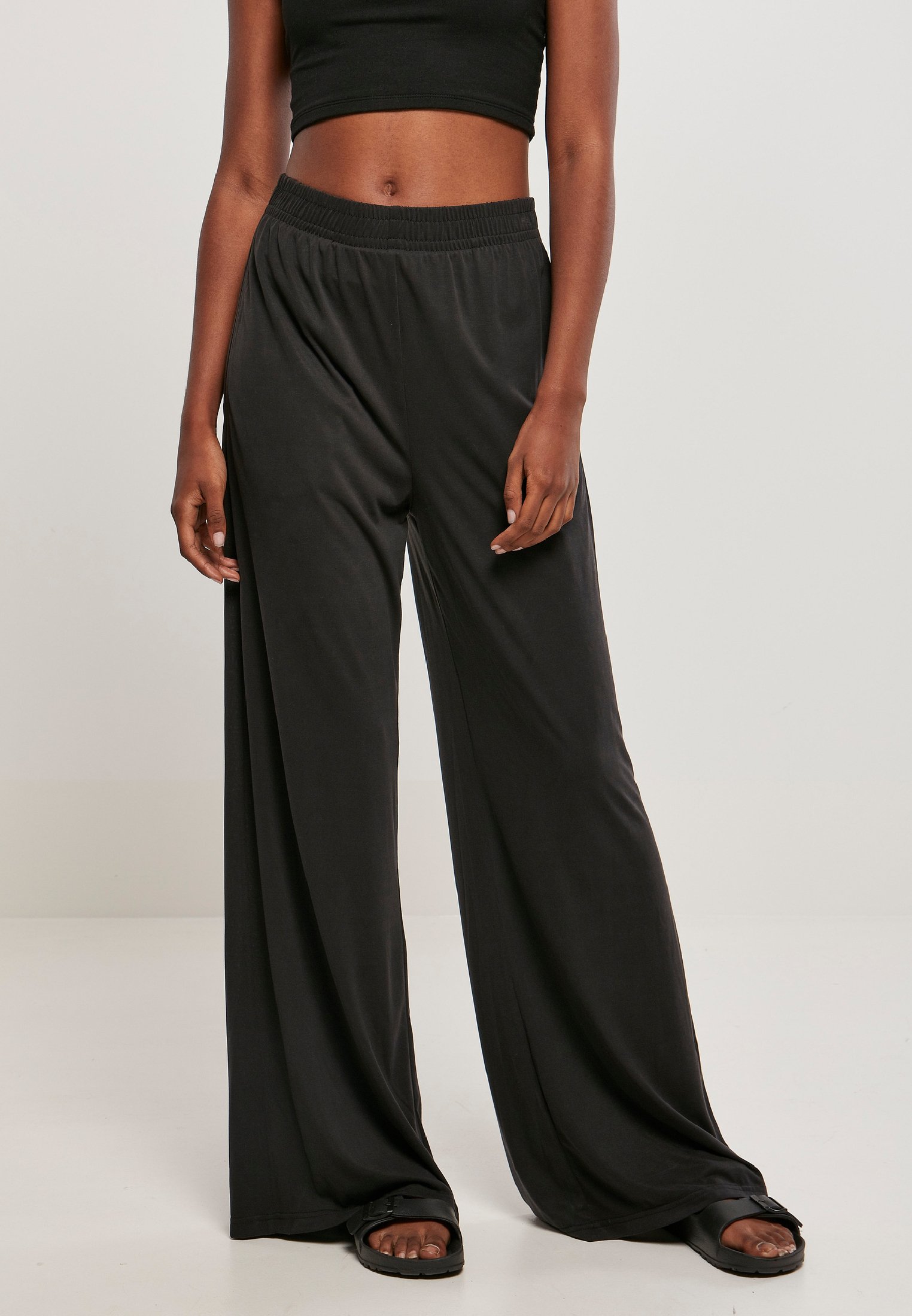 Urban Classics LADIES MODAL WIDE LEG PANTS - Pantaloni - black Urban Classics LADIES MODAL WIDE LEG PANTS - Pantaloni - black