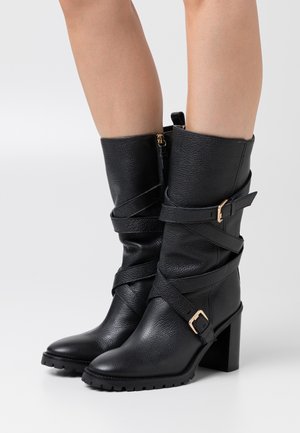 TWINSET Botas camperas - black
