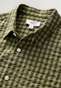 REGULAR FIT - TEXTURED MICRO CHECK SHORT SLEEVE - Košeľa - green