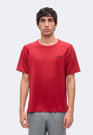 Nike Performance, FLEX - T-Shirt sport - tough red/black