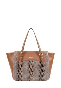 Bruine en beige tote bag met een voorpaneel van slangenleerpatroon, verstelbare gespschouderbanden en leren zijkanten met textuur.