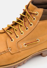 Timberland AUTHENTIC 7 EYE - Stivaletti stringati - wheat