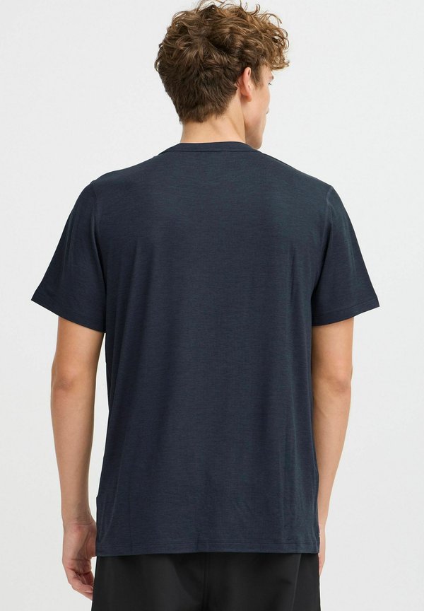 NBADRIAN M - Basic T-shirt - moonless night4
