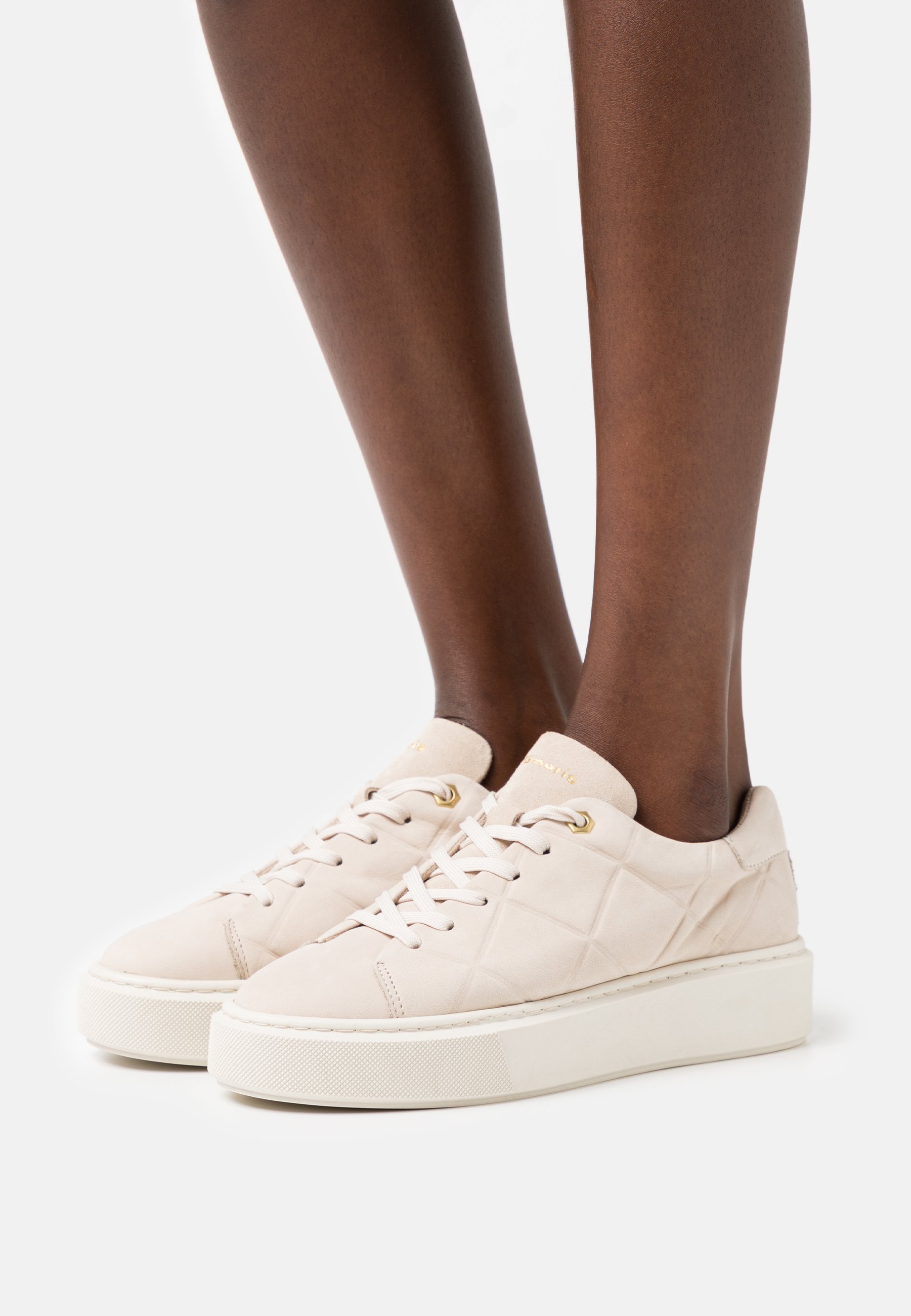 Tamaris Sneakers laag - ivory/crème - Zalando.nl