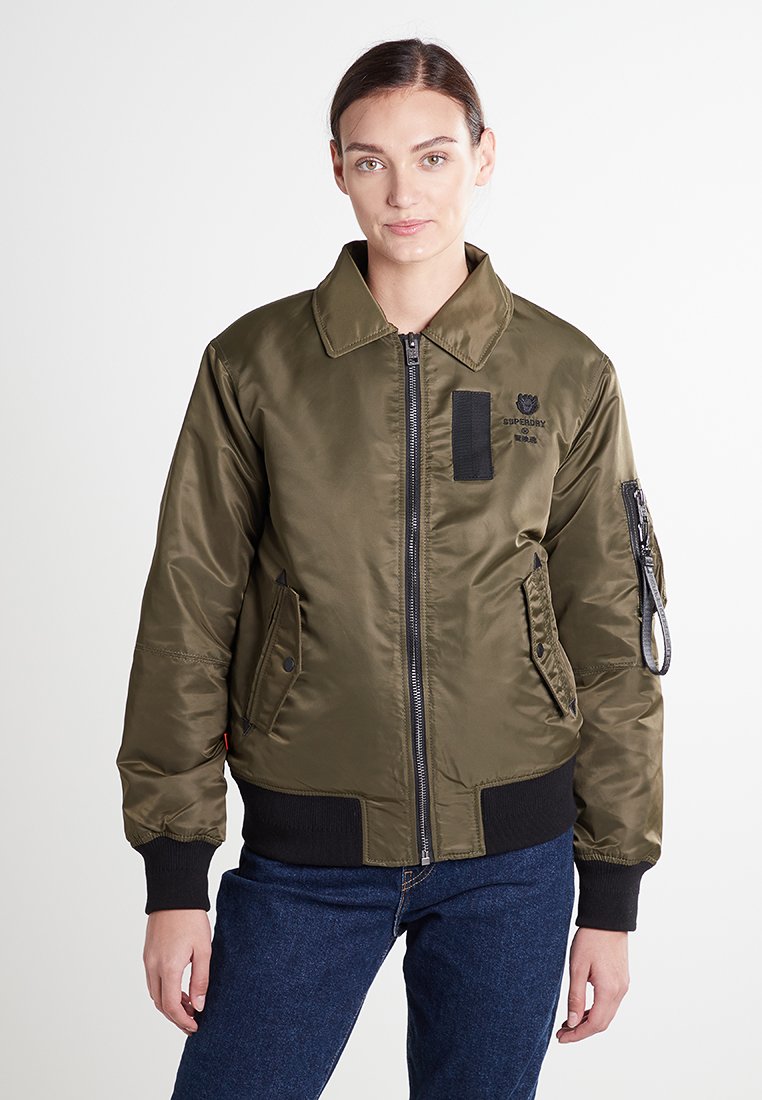 Superdry & Co Bomberjacks kaki Superdry & Co Bomberjacks kaki