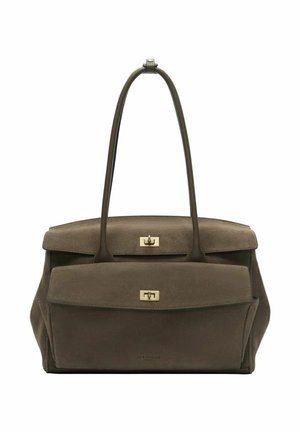 Sac à main en cuir suédé marron avec longues poignées, poche frontale à rabat, et fermetures à loquet tournant en métal doré.