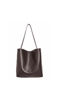 Sac tote en cuir marron foncé avec une seule bandoulière et une surface lisse, non ornée, présenté sur un fond blanc.
