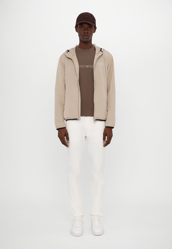 Training jacket - cobblestone3