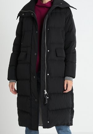 Abrigo de plumas - black