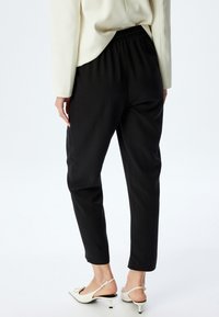 Koton CARROT - Pantalon classique - black