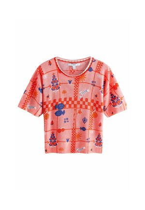 Koralfarvet kortærmet striktop med rund halsudskæring, med røde skakternet og blomsterprint med blå og orange detaljer.