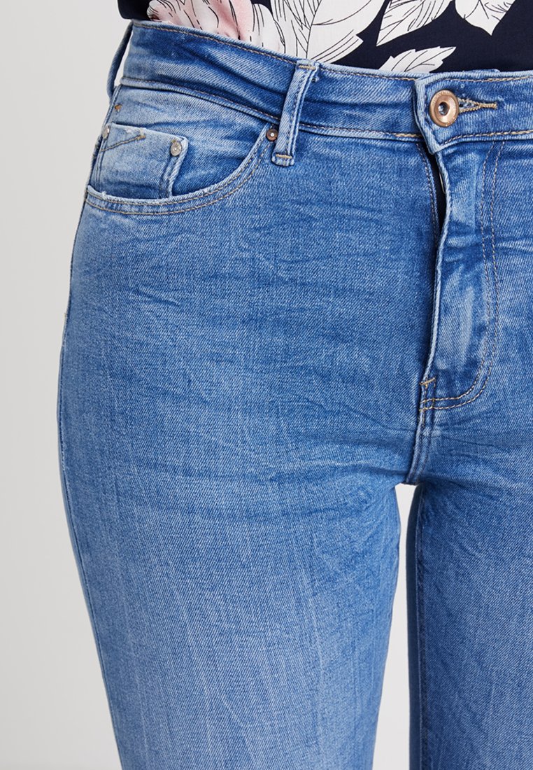 only high waist skinny jeans