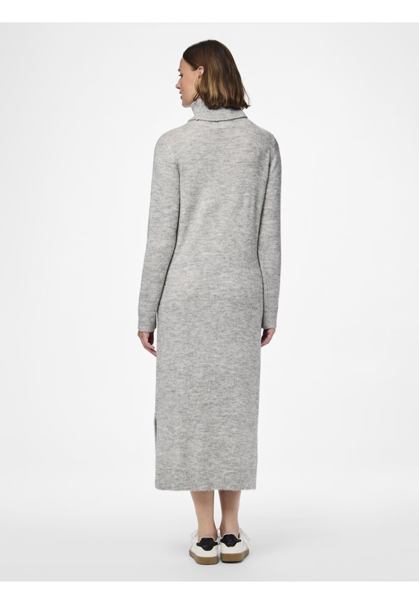 JULIANA ROLLNECK  - Strickkleid