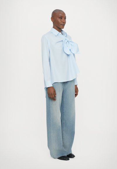 Viktor&Rolf KNOTTED SHIRT - Button-down blouse - light blue