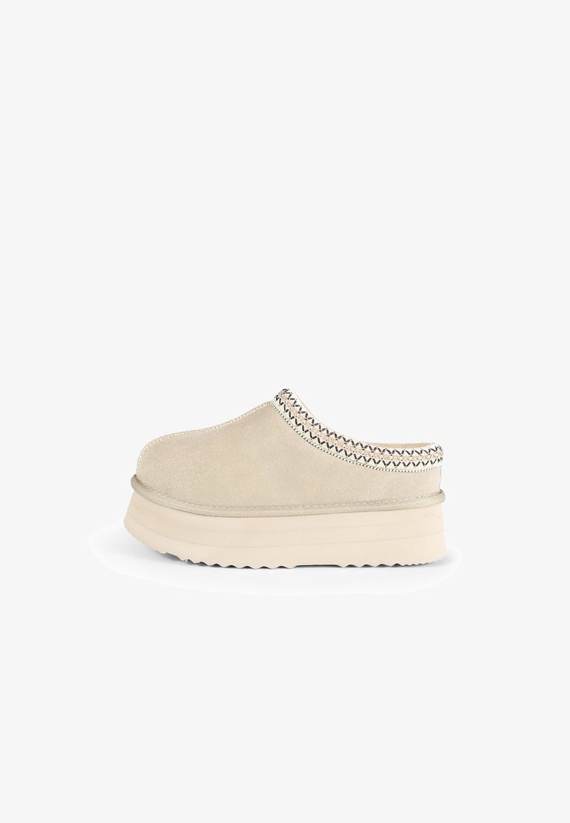 Bata Stivali da neve  - beige