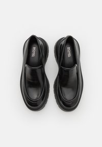 MICHAEL Michael Kors SHILOH LOAFER - Platåsko - black