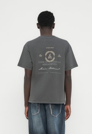 JCODUST BACK TEE CREW NECK - Μπλουζάκι με στάμπα - black