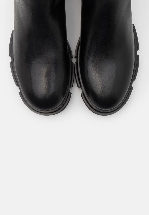 CPH500 - Platform boots3