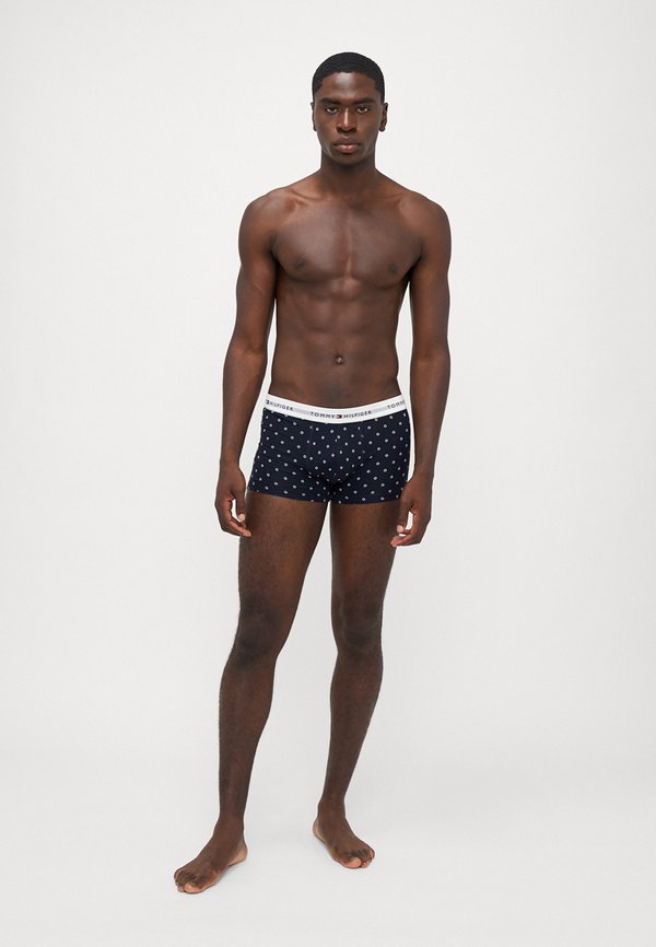 TRUNK PRINT 7 PACK - Trunks2