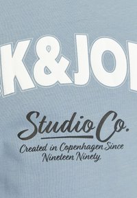 Jack & Jones Tricou cu imprimeu - mountain spring