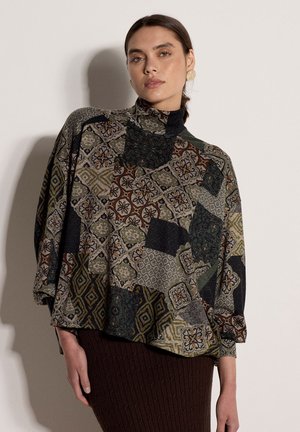Apricot, PATCHWORK TAPESTRY ROLL NECK TOP - Camiseta de manga larga - khaki