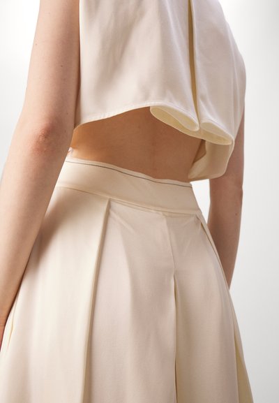 Victoria Beckham TRENCH DRESS - Kokteiļkleita/ballīšu kleita - ivory