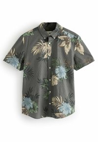 Camisa de botones de manga corta en tela gris oscuro, con un patrón floral tropical en tonos azules, beiges y verdes, con un acabado texturizado.