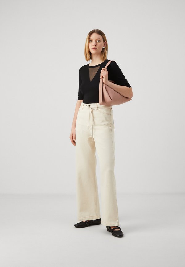 ELIJAH NATURE - Flared Jeans - vanilla ice3