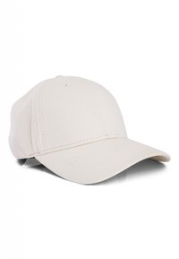 Fehér pamut baseball sapka ívelt billentésével, diszkrét felhőlogóval hímezve az elején, valamint varrott részletekkel a napellenző mentén.