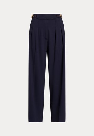 Pantaloni a gamba larga blu navy con un design sartoriale, fronte plissettato e vita con cintura dotata di dettagli in metallo color oro. Tessuto liscio.