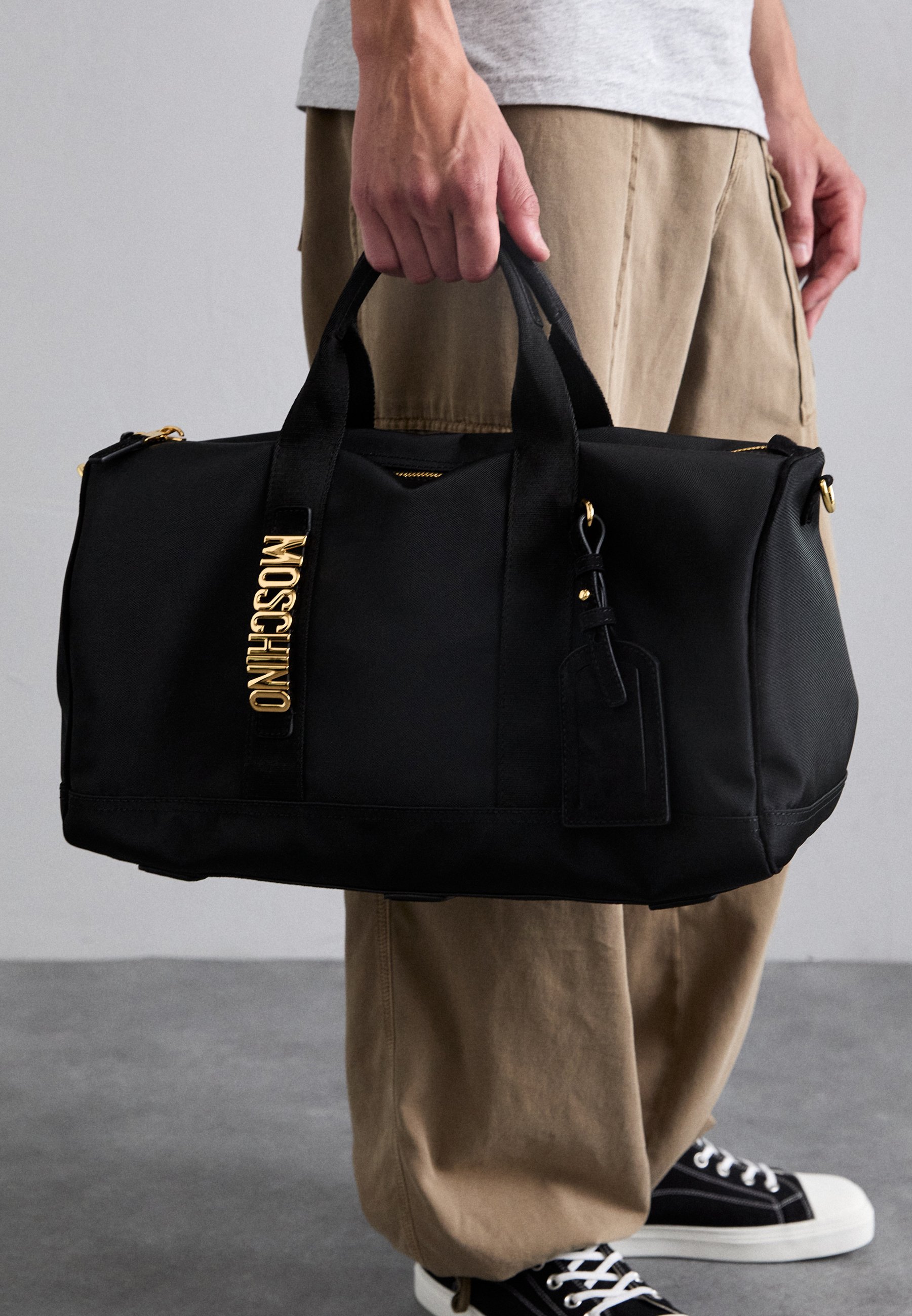MOSCHINO BORSA - Weekend bag - nero/nero/black - Zalando