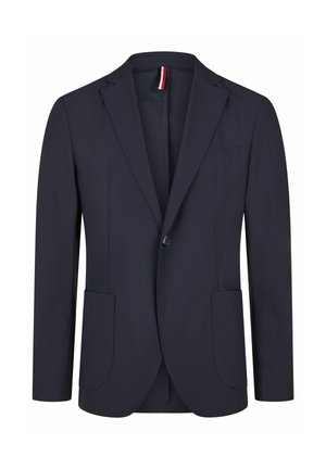 Dunkelblauer, einreihiger Blazer mit Kerbkragen, zwei aufgesetzten Fronttaschen, Ein-Knopf-Verschluss und einem kleinen roten, weißen und schwarzen inneren Nackenetikett.