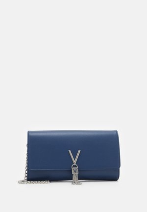 Valentino Bags Clutch - blue