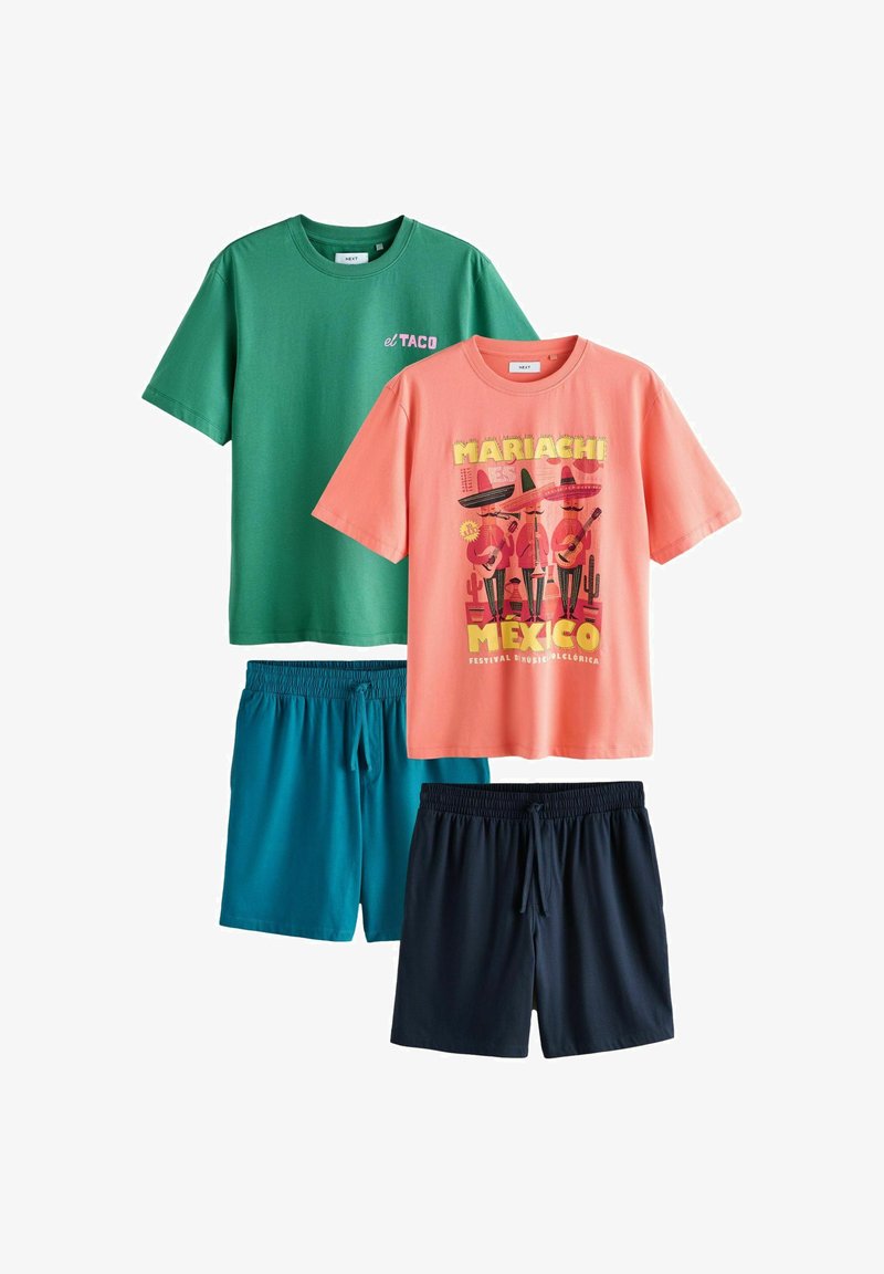 Deux t-shirts à manches courtes, un vert avec le texte "el TACO", un corail avec un graphique Mariachi Mexico, accompagnés de shorts à cordon de serrage bleu sarcelle et bleu marine.