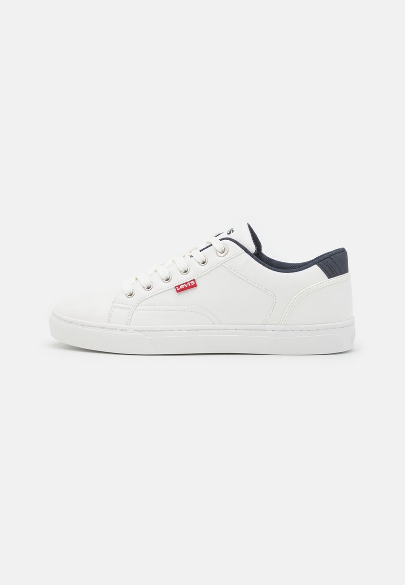 Levi's® COURTRIGHT - Baskets basses - regular white