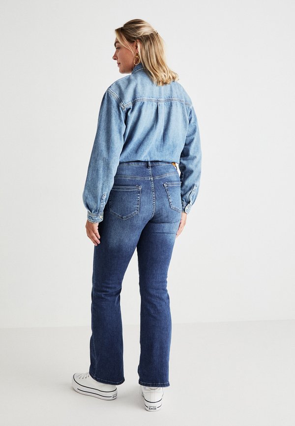 CARWILLY  - Flared Jeans4
