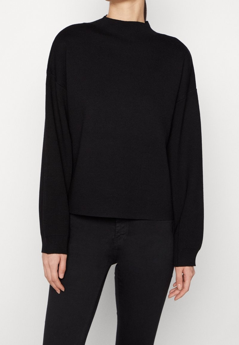 YAS Strickpullover - black