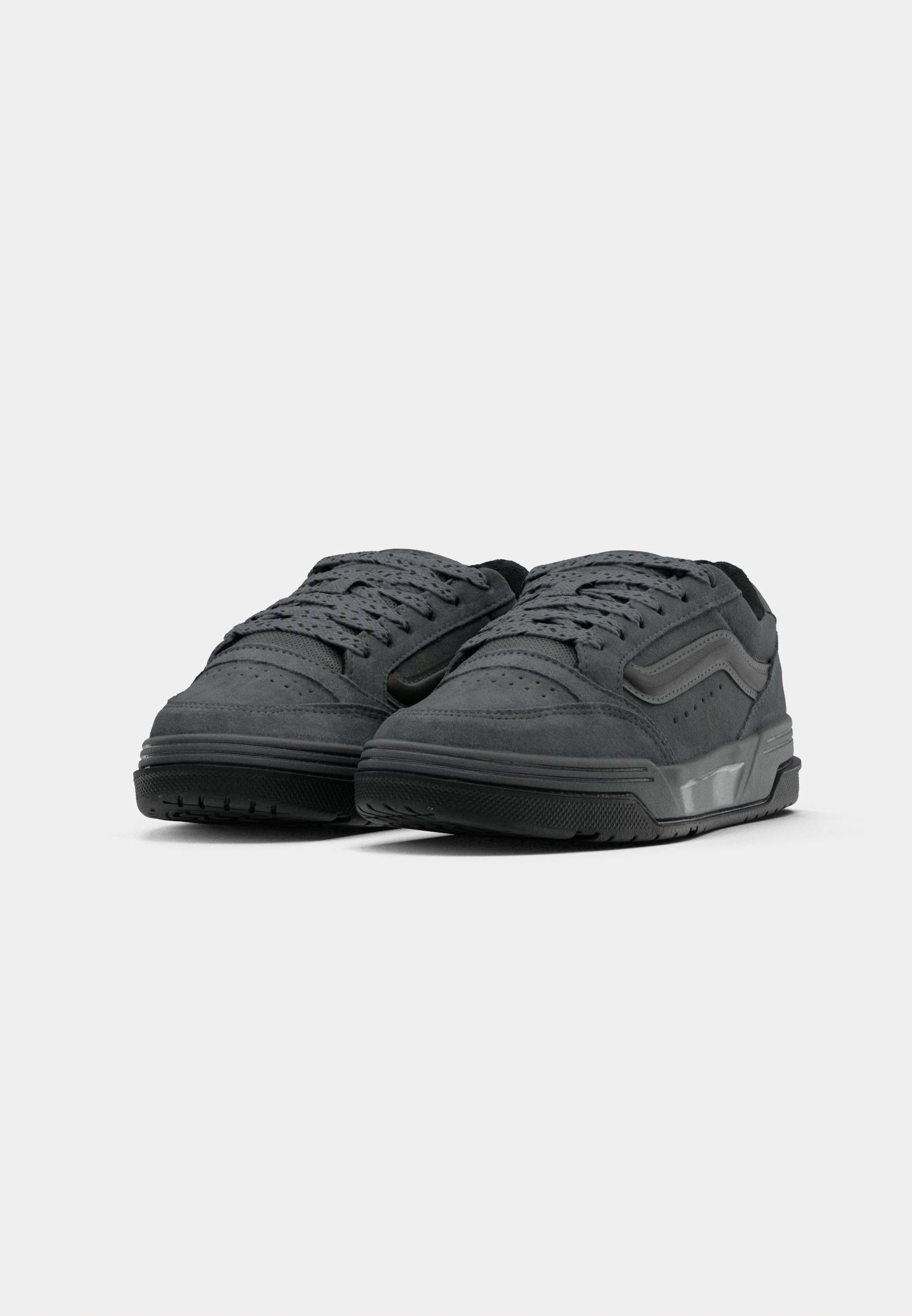 Vans HYLANE - Trainers - tonal pewter/grey - Zalando.co.uk