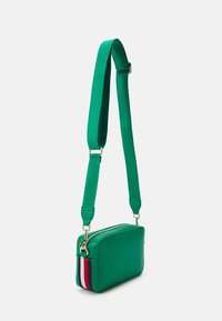 Tommy Hilfiger ESSENTIAL CAMERA BAG  - Borsa a tracolla - olympic green