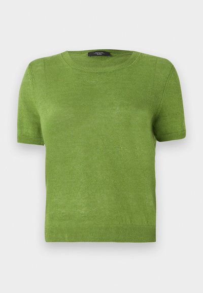 Grøn kortærmet sweater lavet af let strikkemateriale. Rund halsudskæring samt ribbet kant og manchetter. Enkel, ensfarvet design.