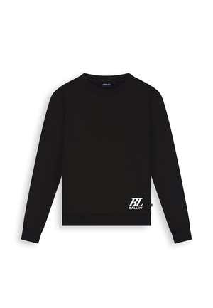 Zwarte trui met lange mouwen en ronde hals, met klein wit "BL Ballin" logo linksonder aan de voorkant en geribde boorden en zoom.