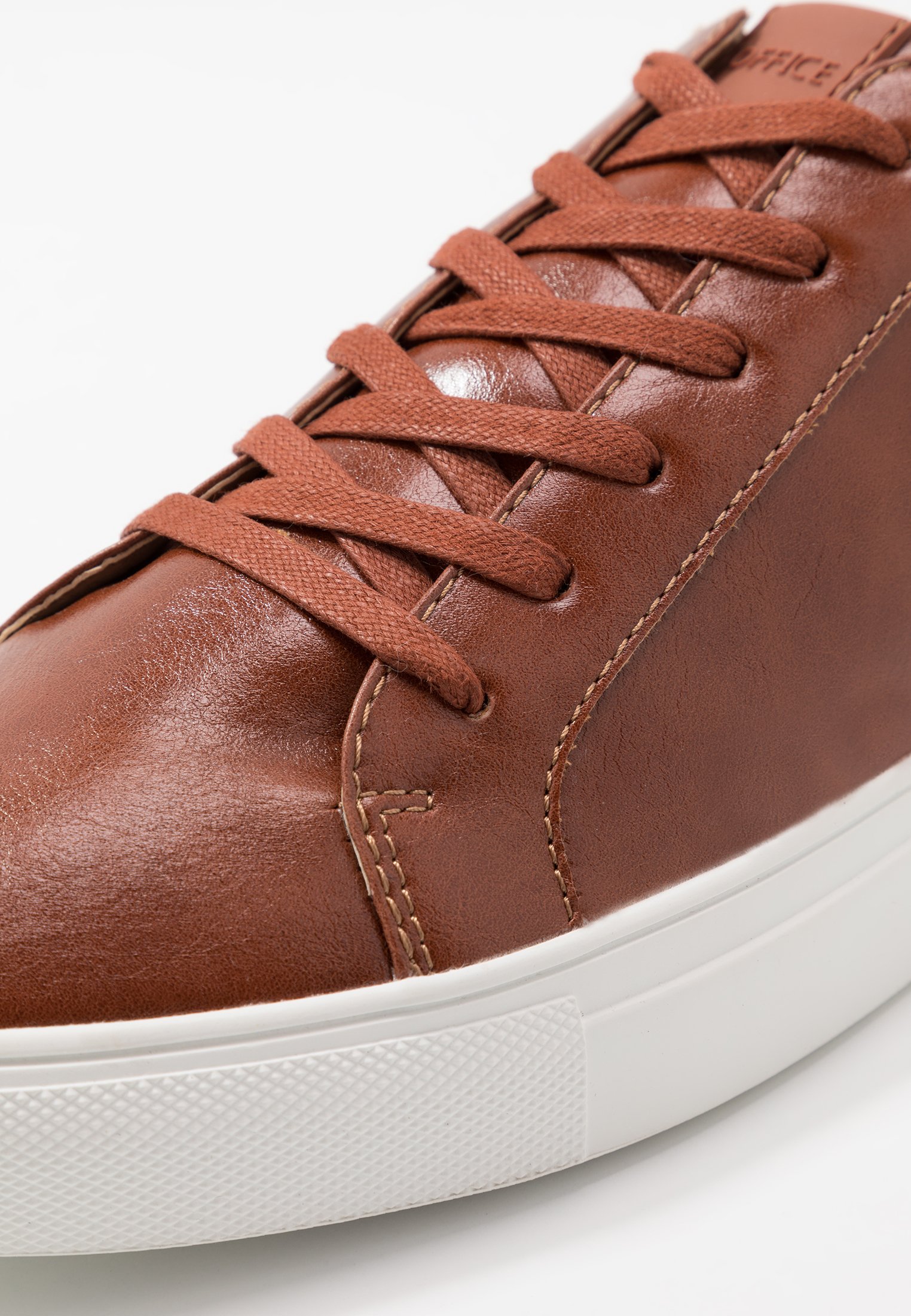 office clayton trainers